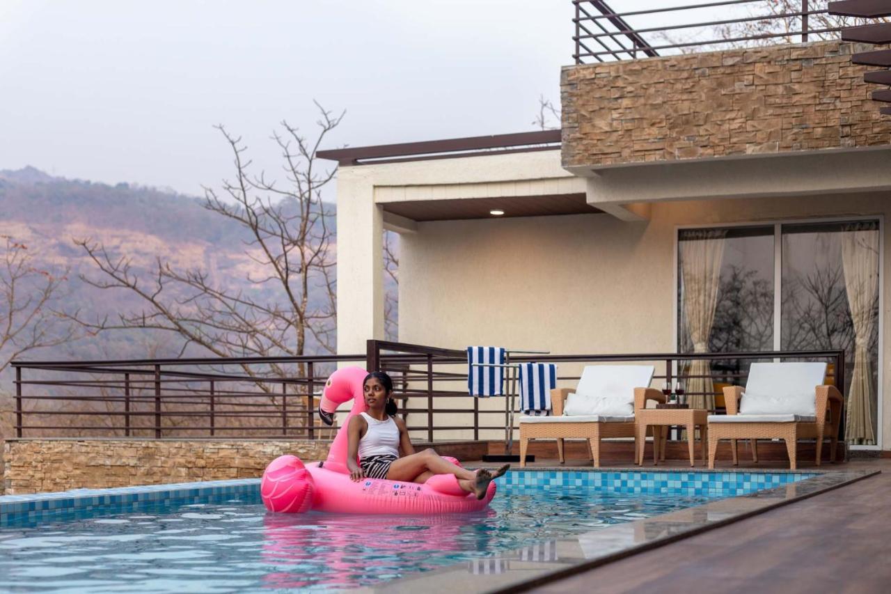 Eden Glade - Khopoli - Mountain-View Villa With Private Pool, Spacious Decks & Indoor Activities Екстер'єр фото